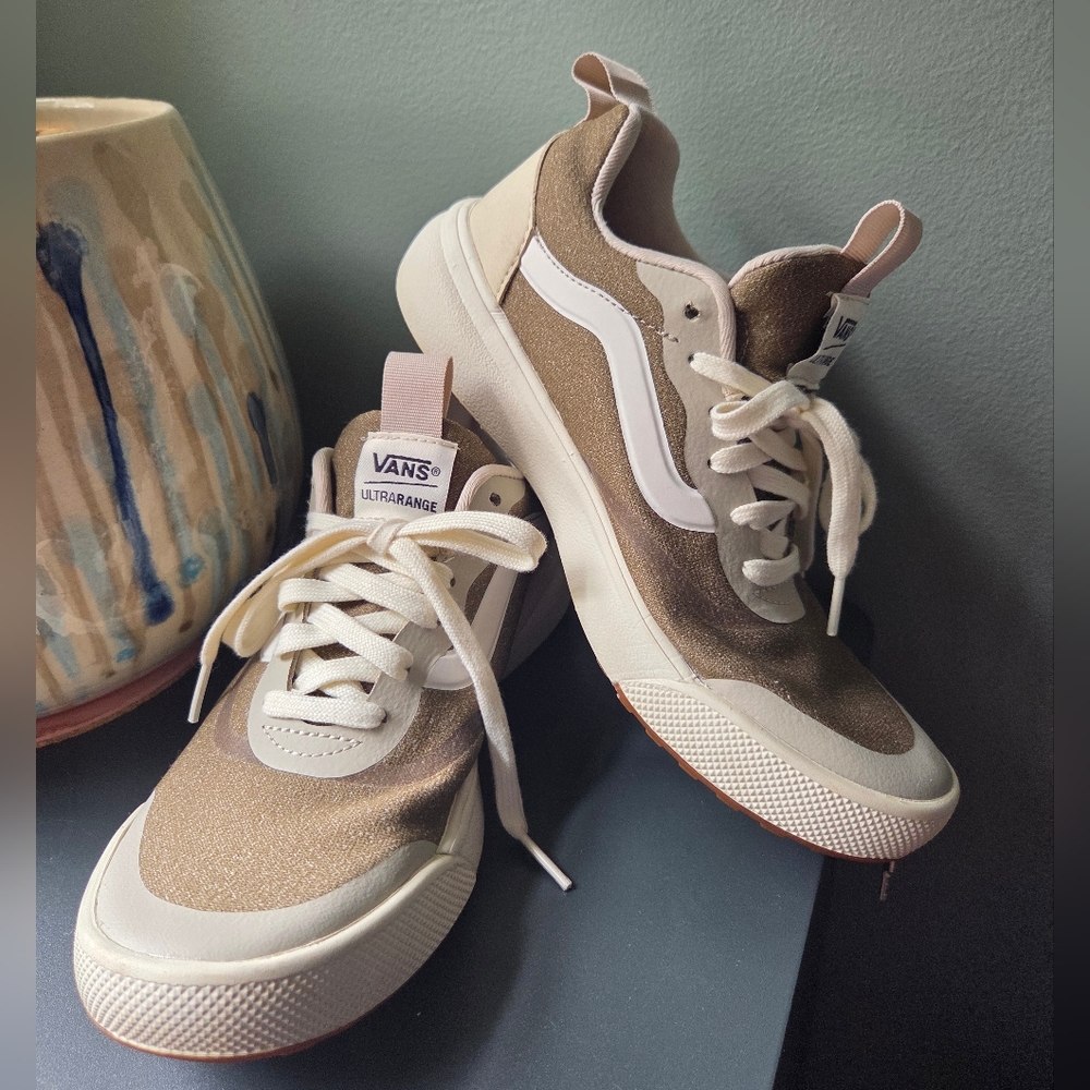 Vans Women's Tan Ultrarange